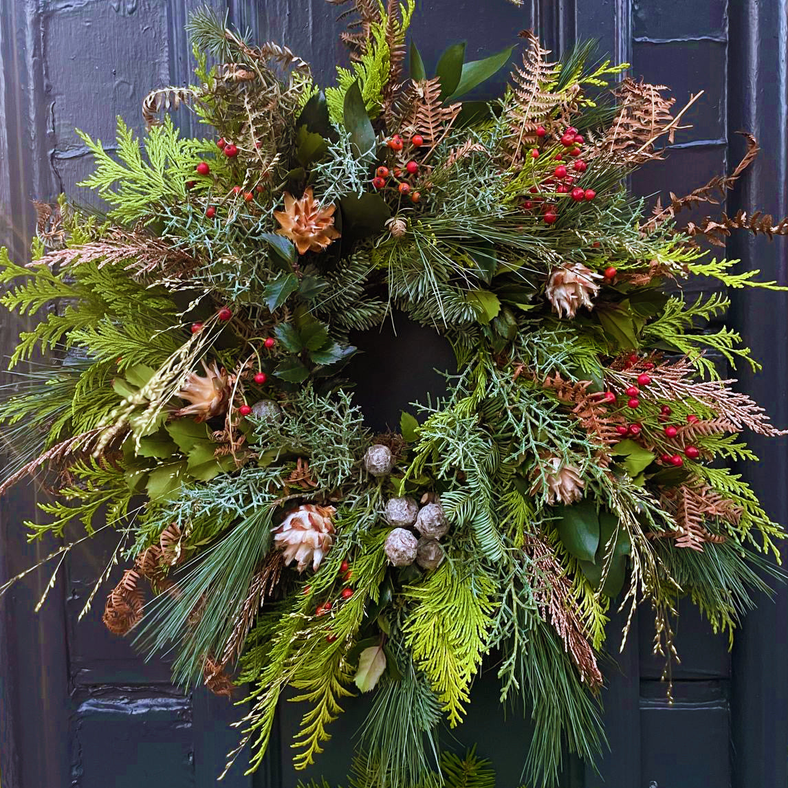 Harvest and Green Classic Christmas Wreath Class