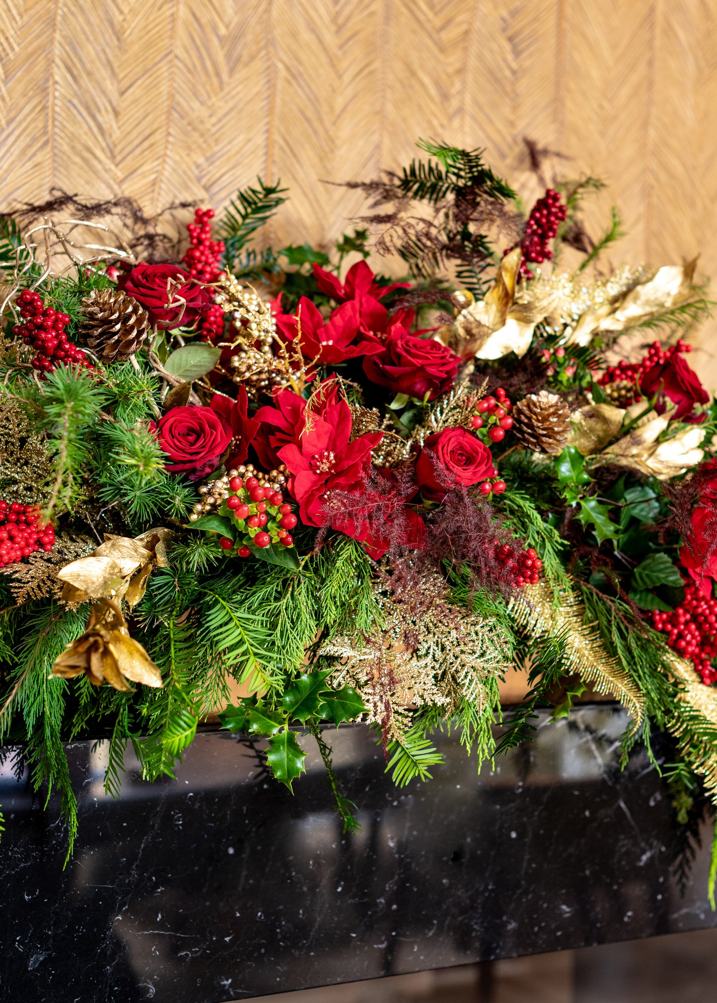 Classic Christmas Garland